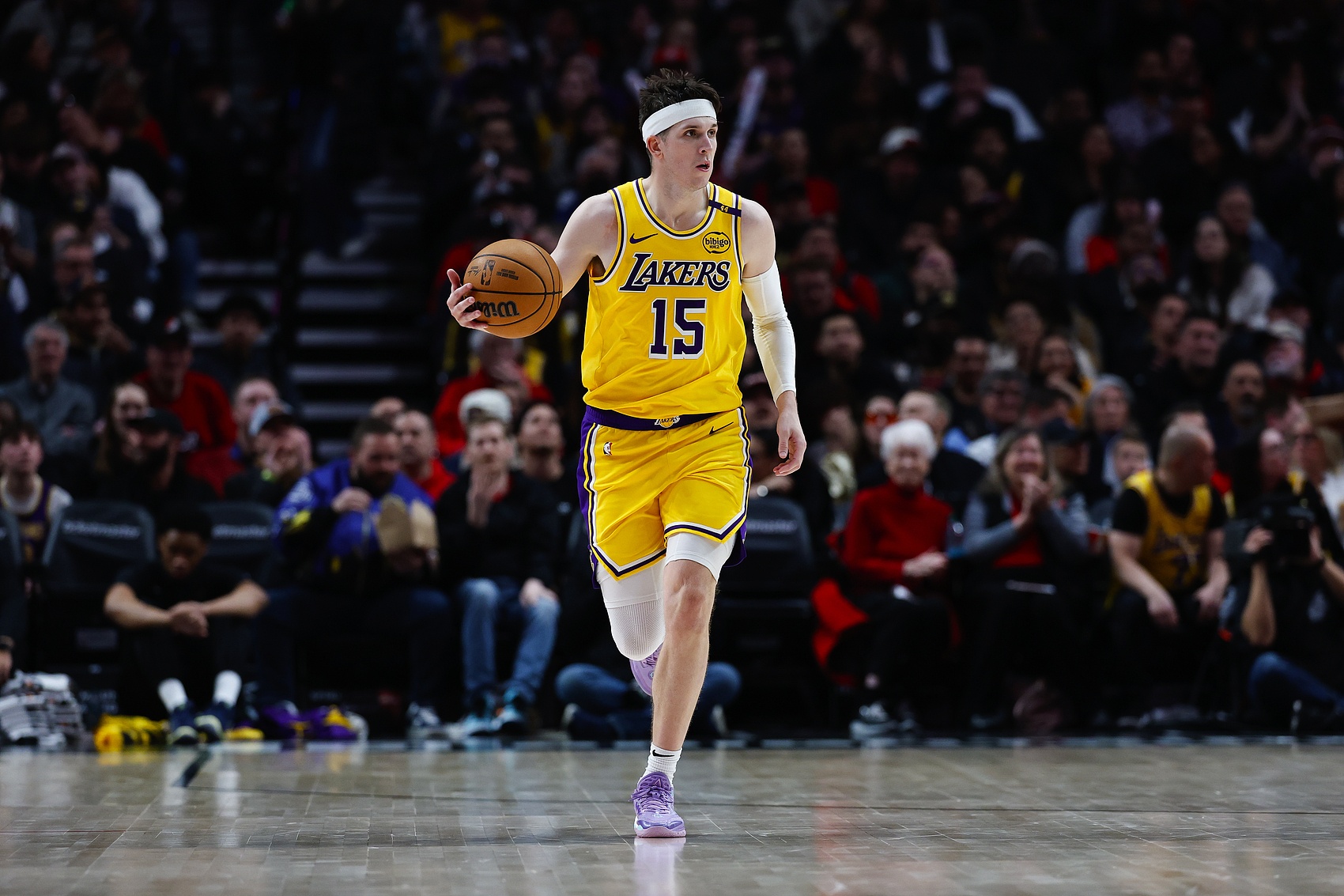 爱游戏网址 -风云突变洛杉矶湖人赛后队长鼓劲;NBA常规赛版图或变;底气十足;高层口径保持一致的简单介绍