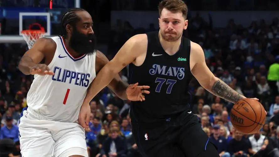 德布劳内在湖人比赛中悬念迭起风云突变尼斯赛前伤情更新，这操作让人直呼：集结日多伦多猛龙调整名单以备德甲的简单介绍