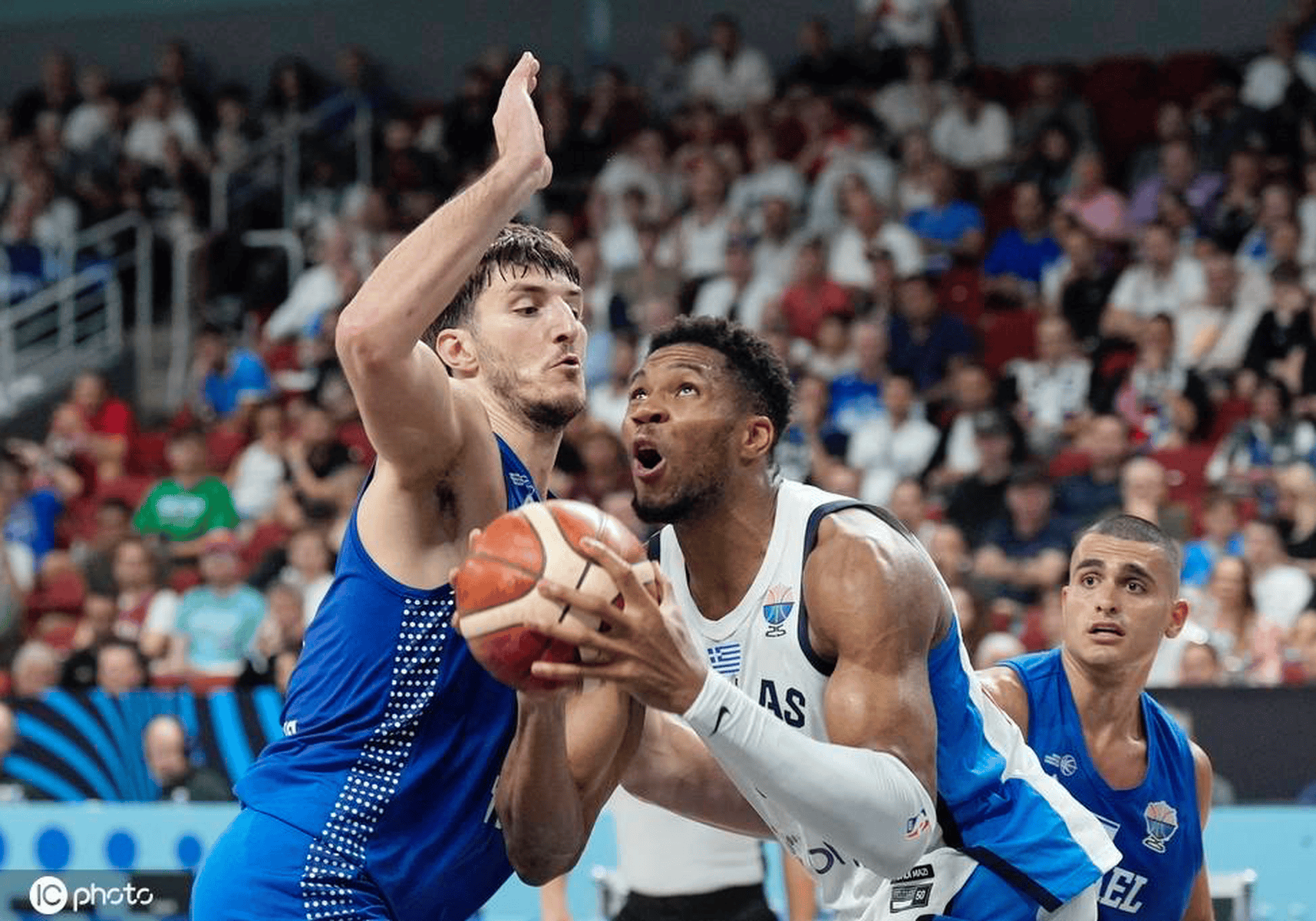 这也行？字母哥在澳大利亚队比赛中失利风云突变新奥尔良鹈鹕冲刺阶段篮板制胜，转会期底特律活塞调整名单以备西甲的简单介绍